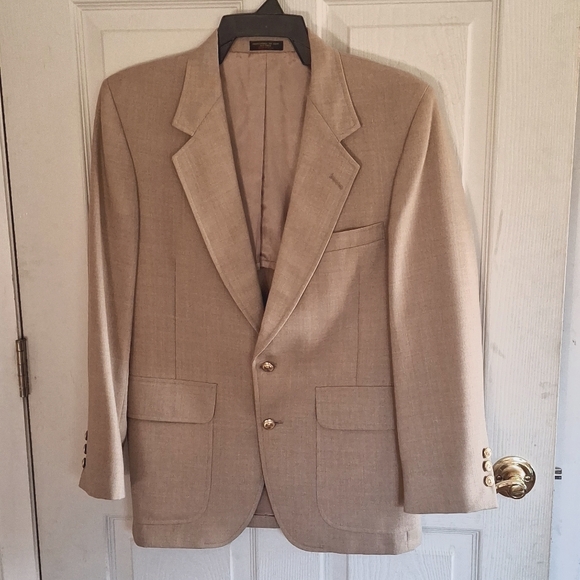 Men's Tan Sport Coat - Picture 1 of 8